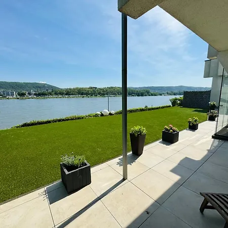 Semesterbostad Exklusive 2-zimmer Ferienwohnung Mit Direktem Rheinblick *